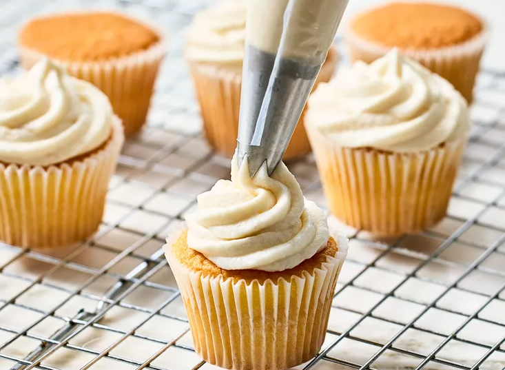 The Secret to Picture-Perfect Frosting Every Time